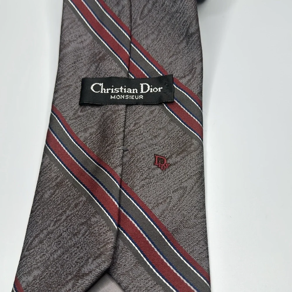 Vintage Christian Dior Slate & Crimson Slanted‎ Stripes Tie 55 1/2”/3 1/2” EC